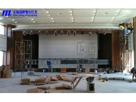 鹽城學(xué)校多功能廳燈光工程