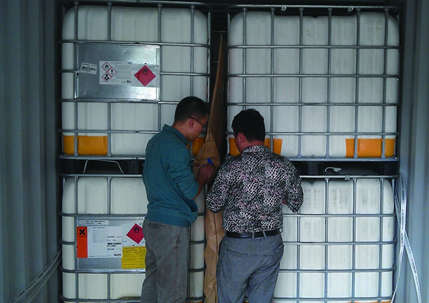 受客戶(hù)委托，不飽和聚酯樹(shù)脂海運(yùn)出口一站式服務(wù)。